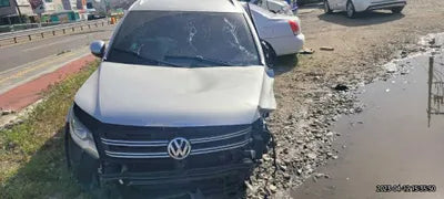 2015 Volkswagen Tiguan 095KMWVGZZZ5NZFW6 VIN:095KMWVGZZZ5NZFW6