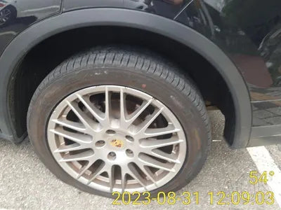 2015 Porsche Cayenne VIN: