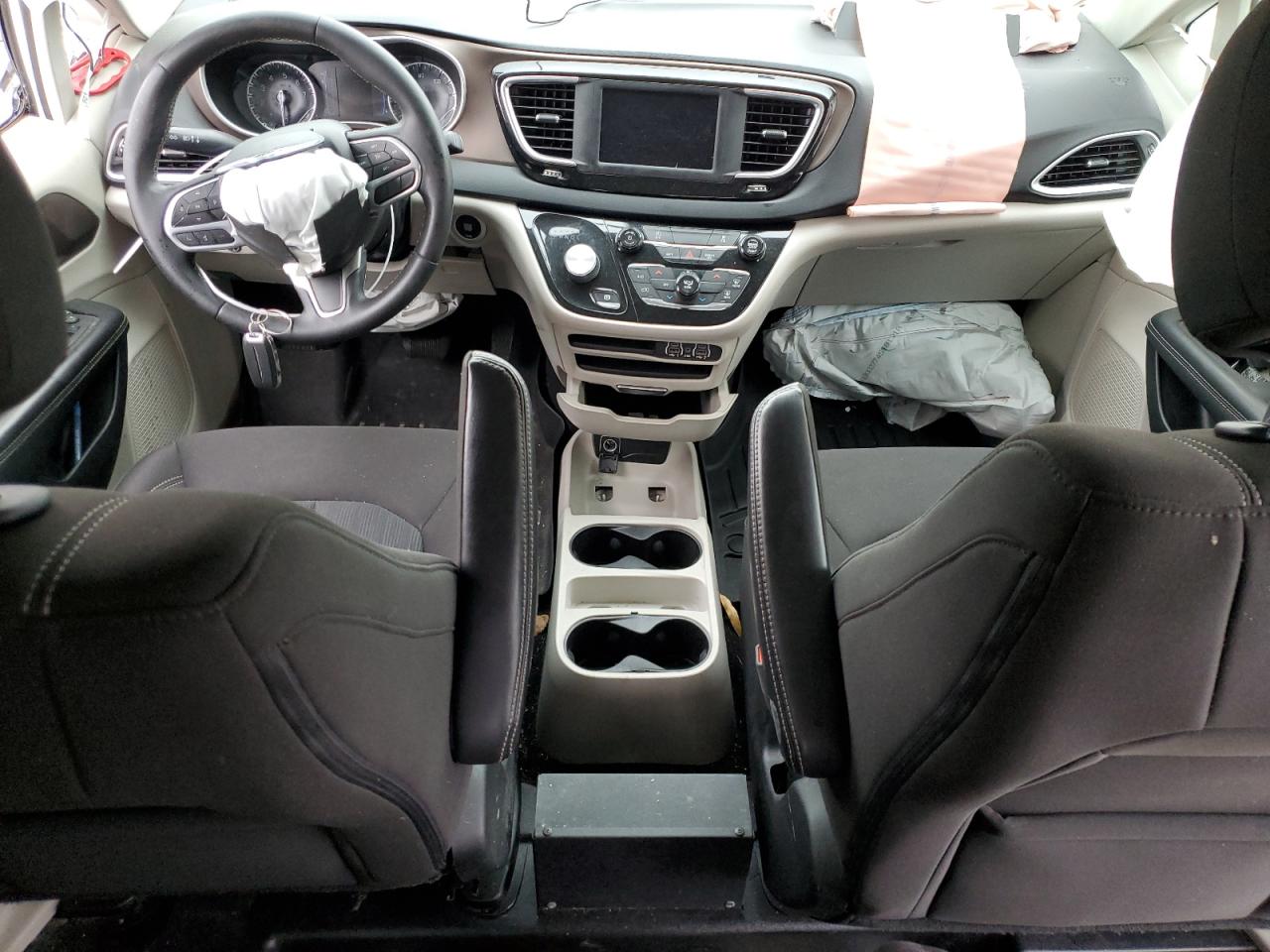 2022 CHRYSLER VOYAGER LX VIN:2C4RC1CG3NR171822