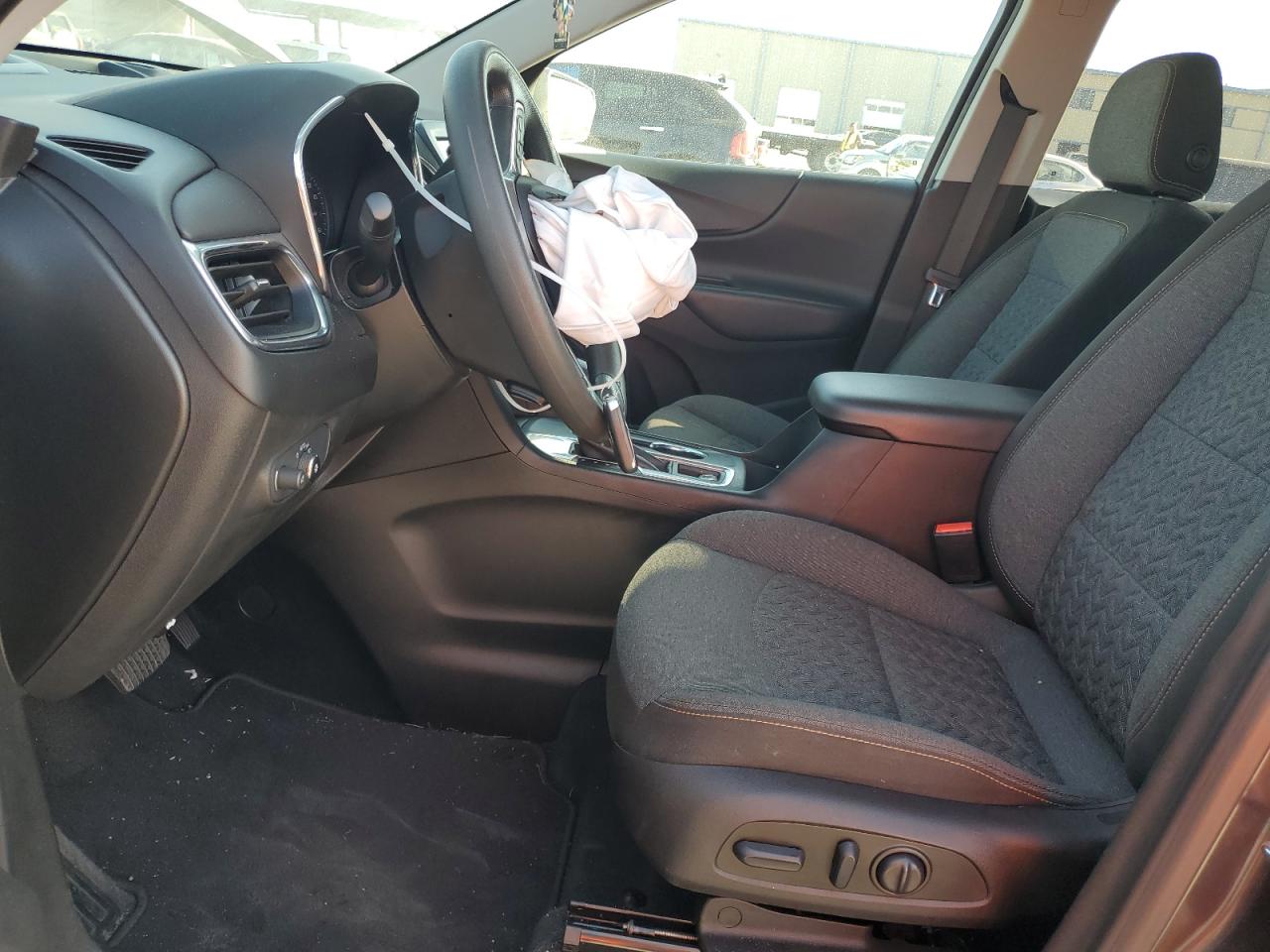 2022 CHEVROLET EQUINOX LT VIN:2GNAXKEV1N6110268