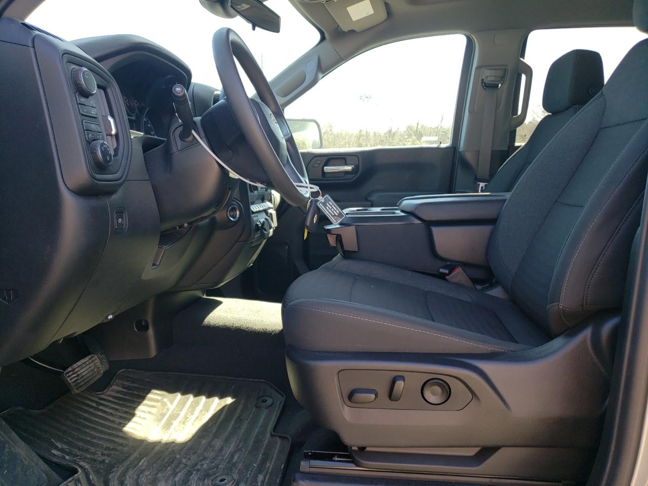 2024 CHEVROLET SILVERADO K1500 CUSTOM VIN:1GCPDBEKXRZ129252