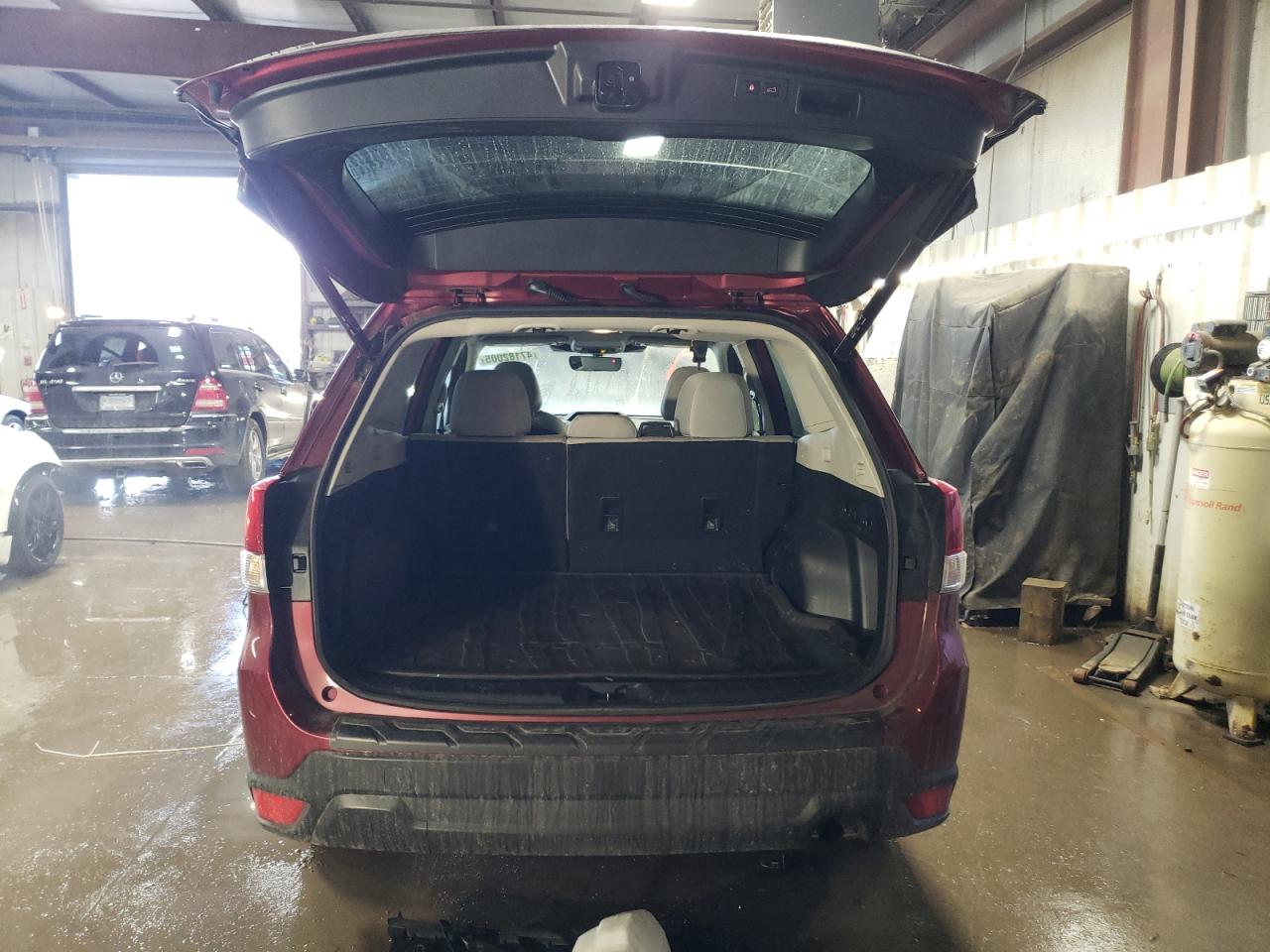 2022 SUBARU FORESTER PREMIUM VIN:JF2SKAEC9NH422483