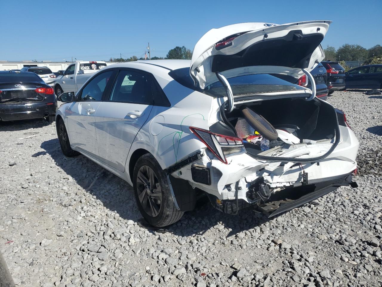 2023 HYUNDAI ELANTRA BLUE VIN:KMHLM4AJ9PU075083