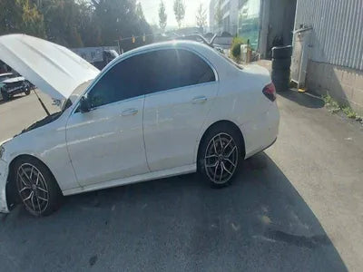 2022 Mercedes-Benz E 220 VIN: