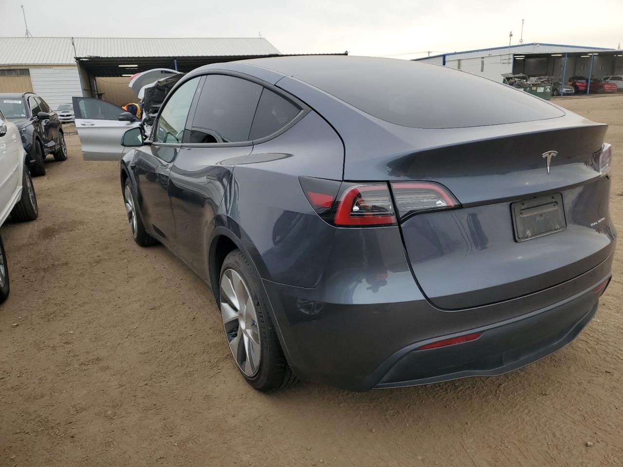 2023 TESLA MODEL Y  VIN:7SAYGDEE3PF603615