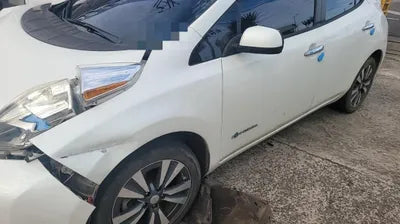 2015 Nissan Leaf 1N4AZ0CP3FC330327 VIN:1N4AZ0CP3FC330327