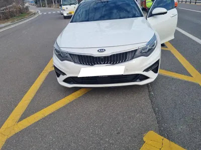 2019 Kia K5 KNAGW411BKA325878 VIN:KNAGW411BKA325878