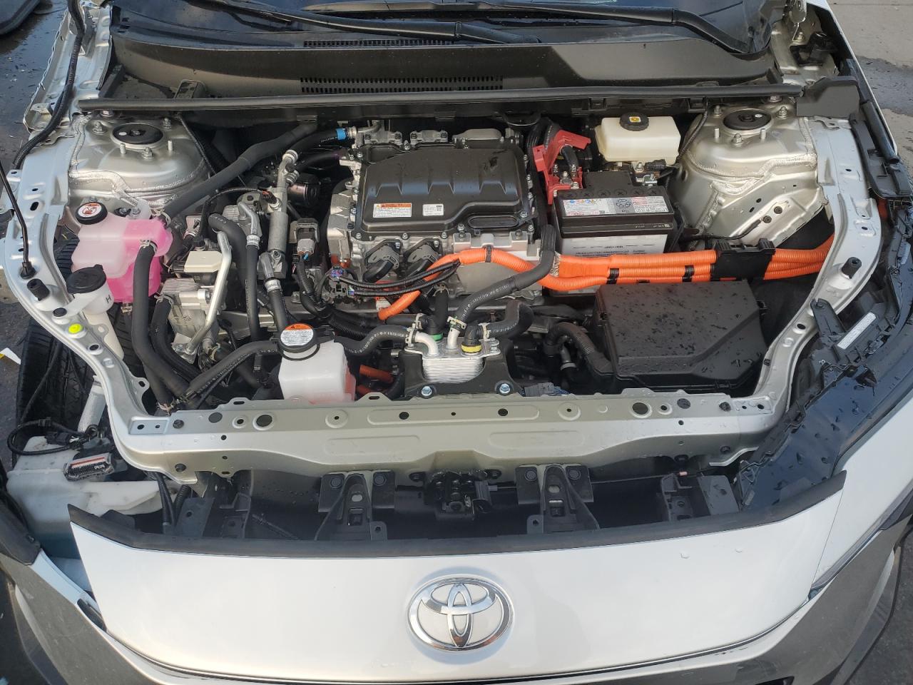 2024 TOYOTA BZ4X XLE VIN:JTMABACA5RA072490