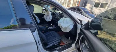 2016 BMW 320 WBA8Y910XGG618472 VIN:WBA8Y910XGG618472