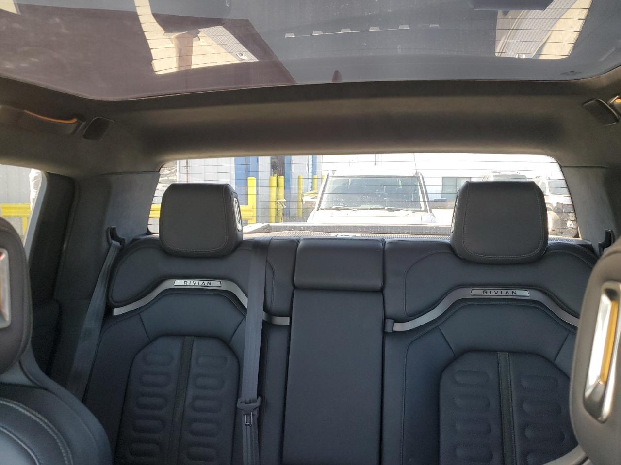 2022 RIVIAN R1T ADVENTURE VIN:7FCTGAAA5NN014843