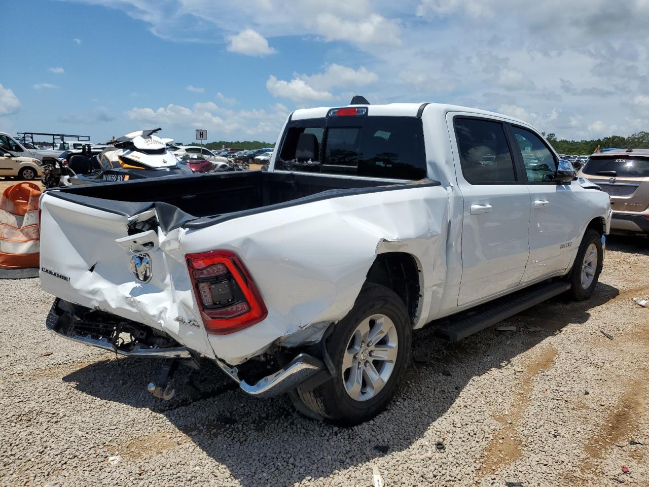 2024 RAM 1500 LARAMIE VIN:1C6RRFJG9RN157898