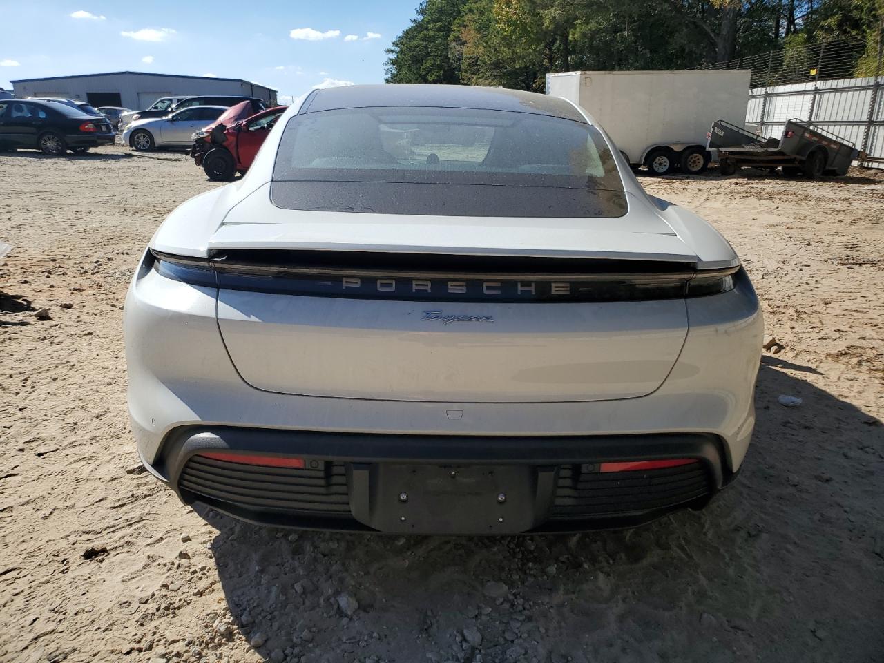 2024 PORSCHE TAYCAN  VIN:WP0AA2Y12RSA11516