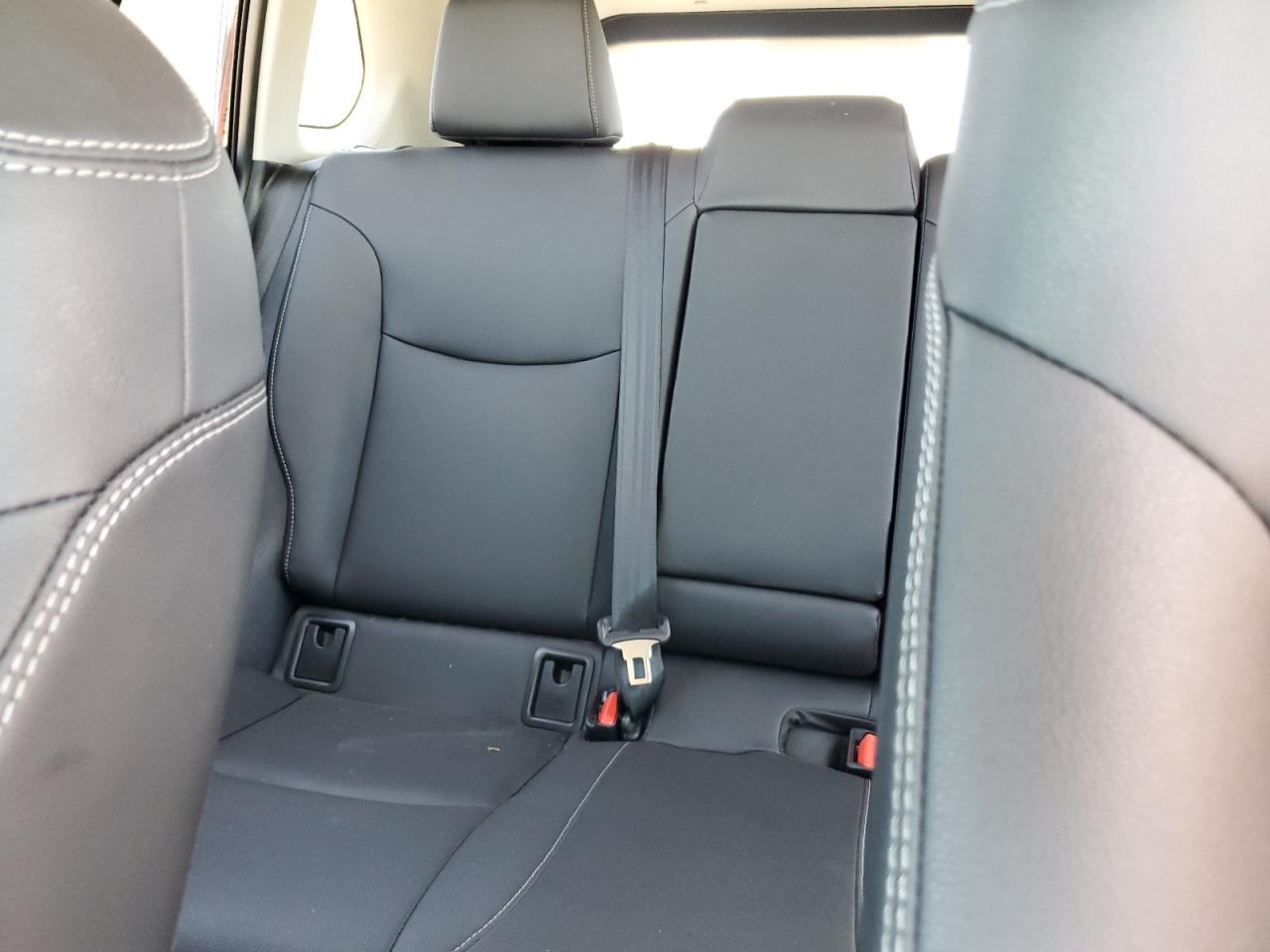 2023 TOYOTA COROLLA CROSS XLE VIN:7MUDAABG9PV076750