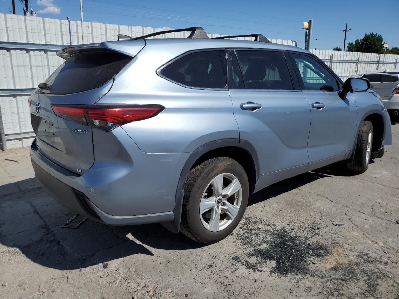 2022 TOYOTA HIGHLANDER HYBRID LE VIN:5TDBBRCH8NS072528