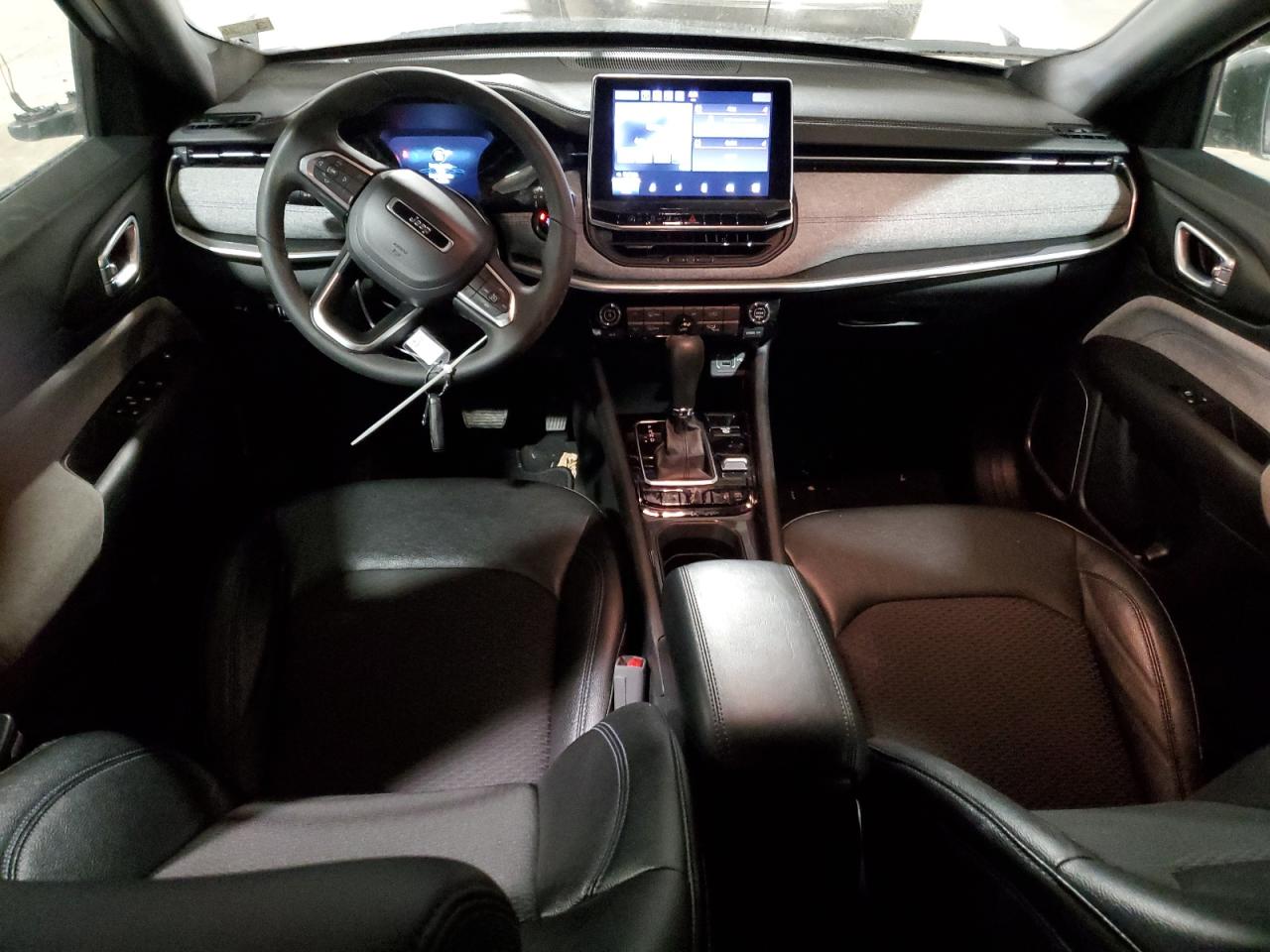 2024 JEEP COMPASS LATITUDE VIN:3C4NJDBN8RT111611