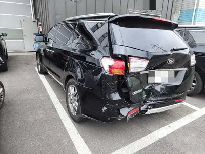 2017 Kia Carnival VIN: