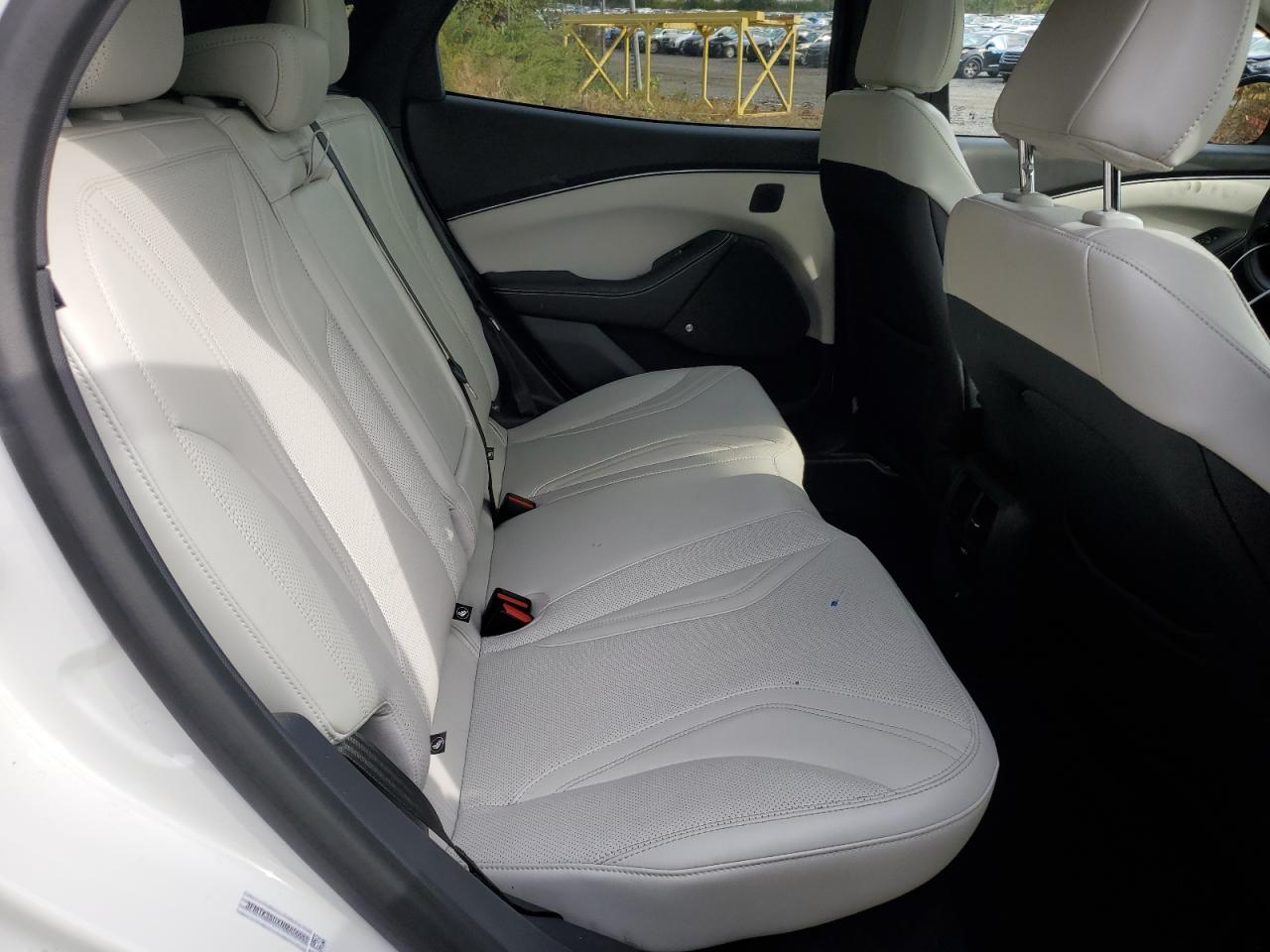2022 FORD MUSTANG MACH-E PREMIUM VIN:3FMTK3SUXNMA56665