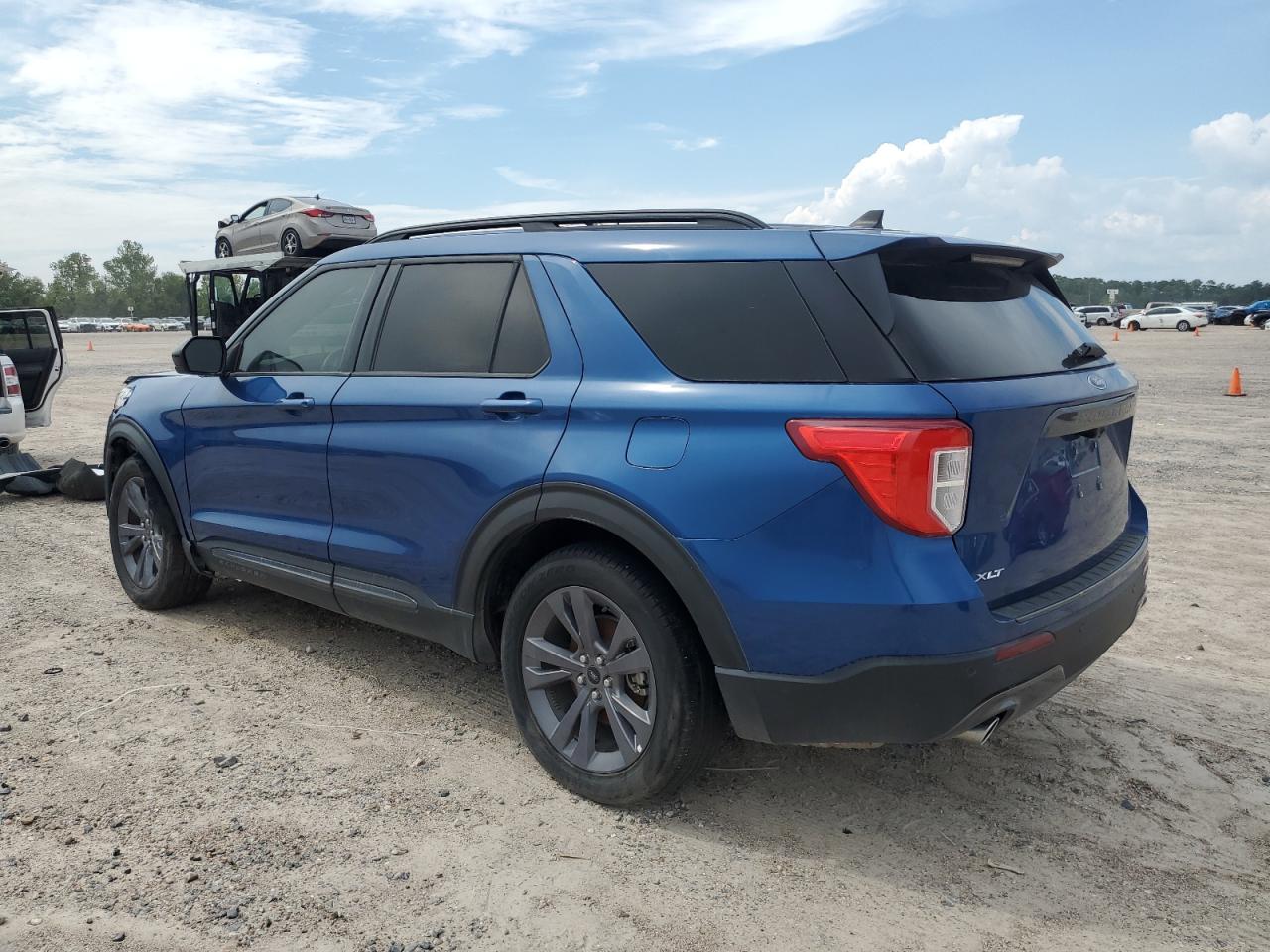 2022 FORD EXPLORER XLT VIN:1FMSK7DH2NGB01370