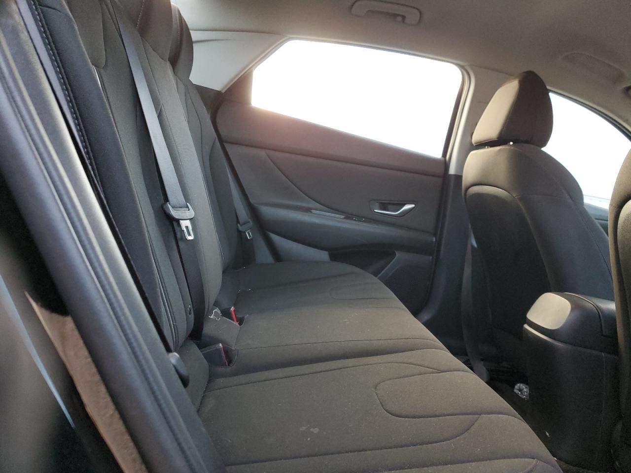 2022 HYUNDAI ELANTRA SEL VIN:5NPLS4AG4NH083856