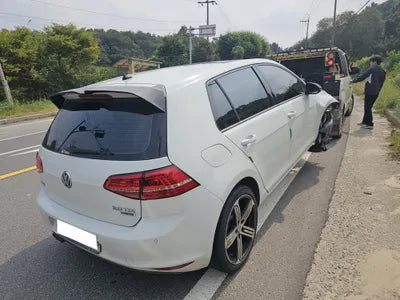 2016 Volkswagen Golf WVWZZZAUZGW130282 VIN:WVWZZZAUZGW130282