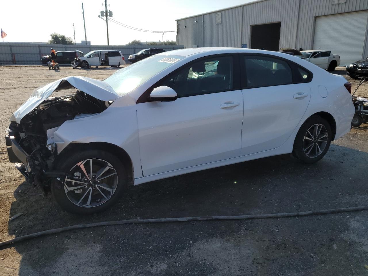 2024 KIA FORTE LX VIN:3KPF24AD4RE744542