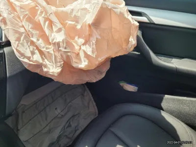 2016 BMW 118 WBAHT9107G5F16608 VIN:WBAHT9107G5F16608