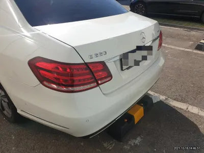 2015 Mercedes-Benz E 220 WDDHF0AB5GB239050 VIN:WDDHF0AB5GB239050