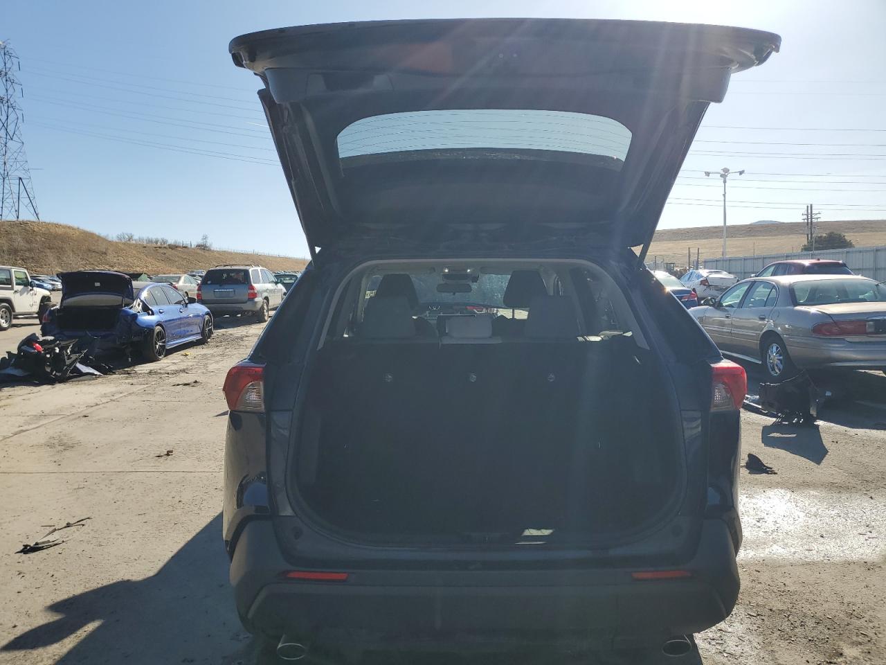 2022 TOYOTA RAV4 XLE VIN:2T3RWRFV9NW134313