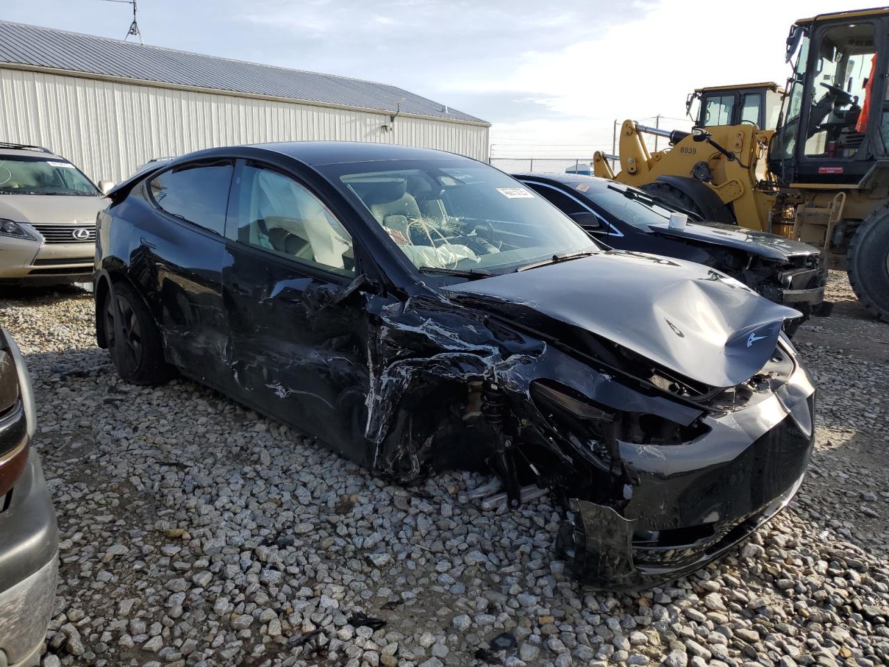 2024 TESLA MODEL Y  VIN:7SAYGDEE9RF183281