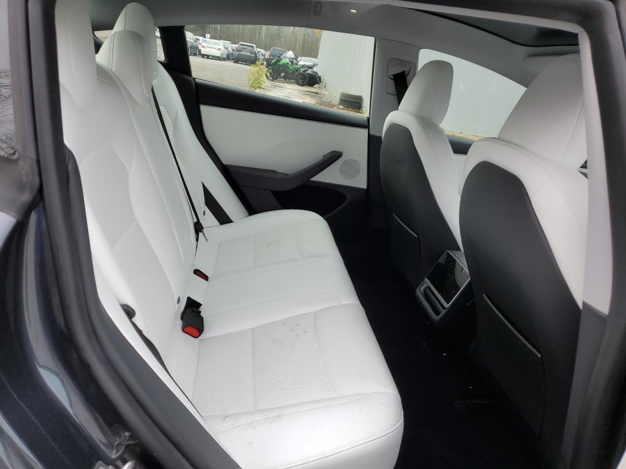 2024 TESLA MODEL 3  VIN:LRW3E7EB6RC200553