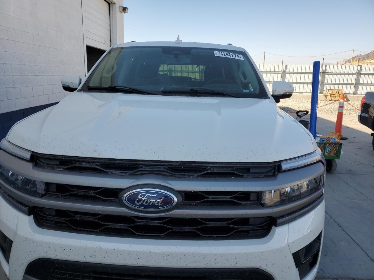 2024 FORD EXPEDITION XLT VIN:1FMJU1J86REA10935
