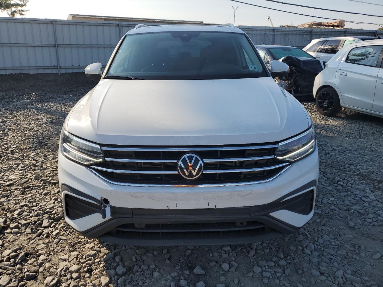 2024 VOLKSWAGEN TIGUAN SE VIN:3VVMB7AX5RM083971