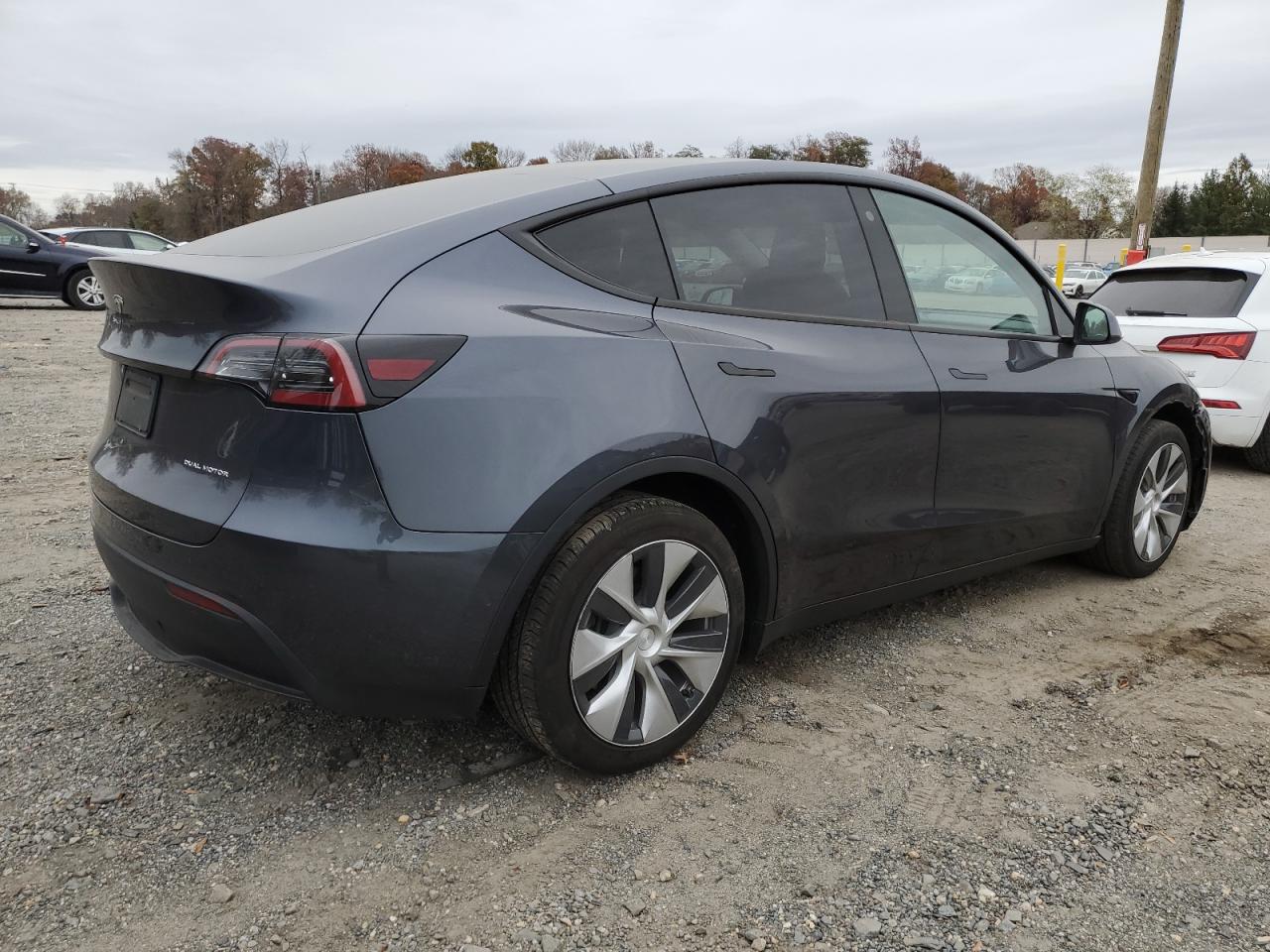 2022 TESLA MODEL Y  VIN:7SAYGDEEXNF432343