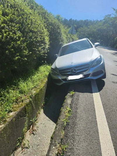 2017 Mercedes-Benz C 200 450KMWDDWF4CB5HF4 VIN:450KMWDDWF4CB5HF4