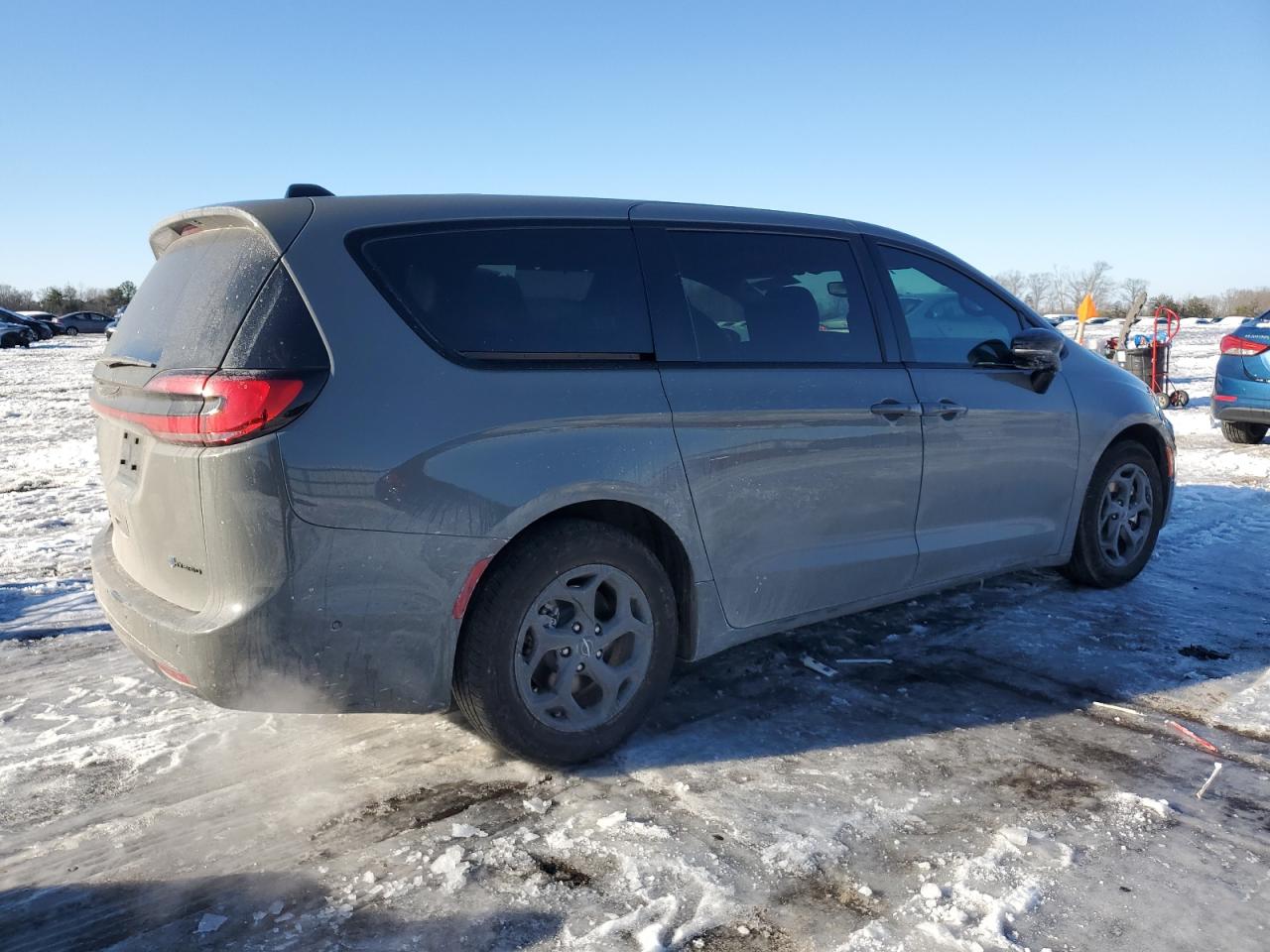 2023 CHRYSLER PACIFICA HYBRID LIMITED VIN:2C4RC1S77PR584296