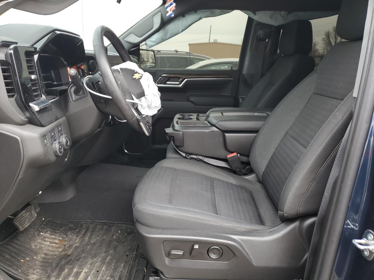 2022 CHEVROLET SILVERADO K1500 LT VIN:1GCUDDED9NZ612936