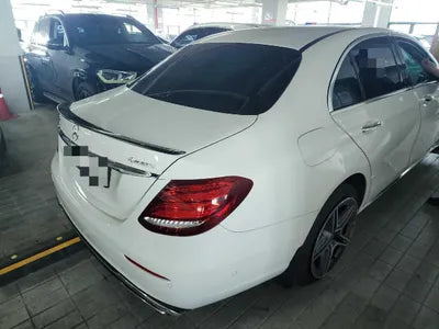 2018 Mercedes-Benz E 300 VIN: