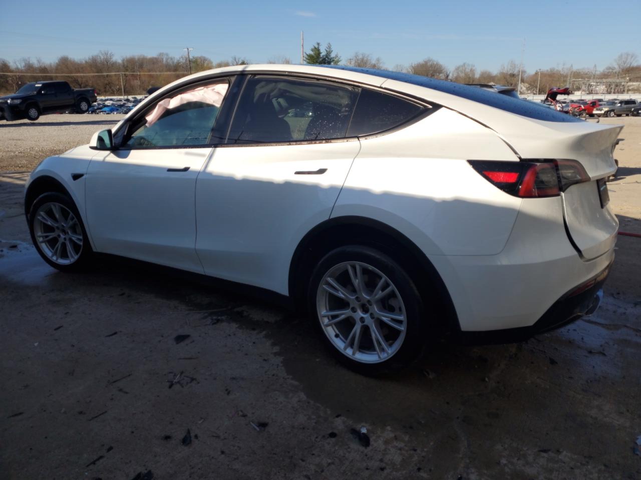 2023 TESLA MODEL Y  VIN:7SAYGDEEXPF694690