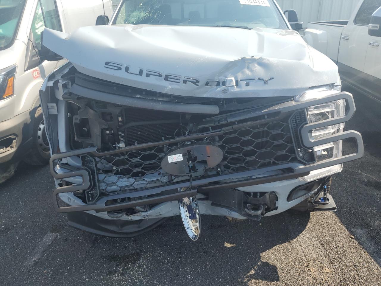 2024 FORD F350 SUPER DUTY VIN:1FT8W3BT8RED16160