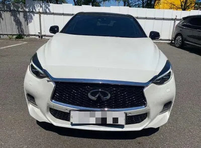 2017 Infiniti Q30 VIN: