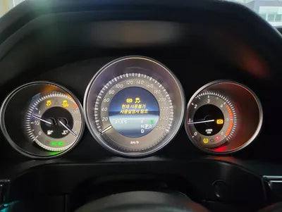 2014 Mercedes-Benz E 220 VIN: