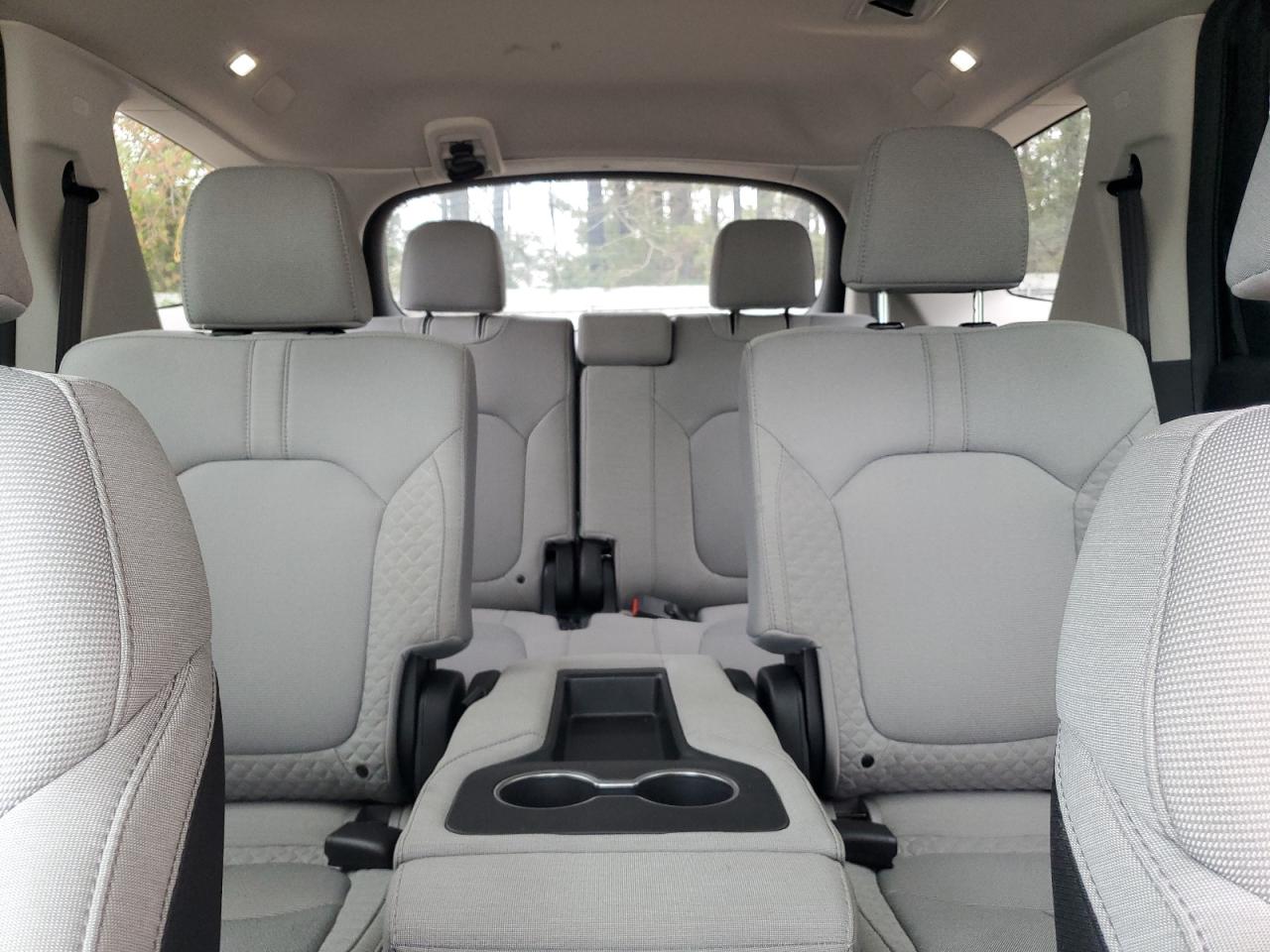 2023 HONDA PILOT LX VIN:5FNYG1H21PB024927