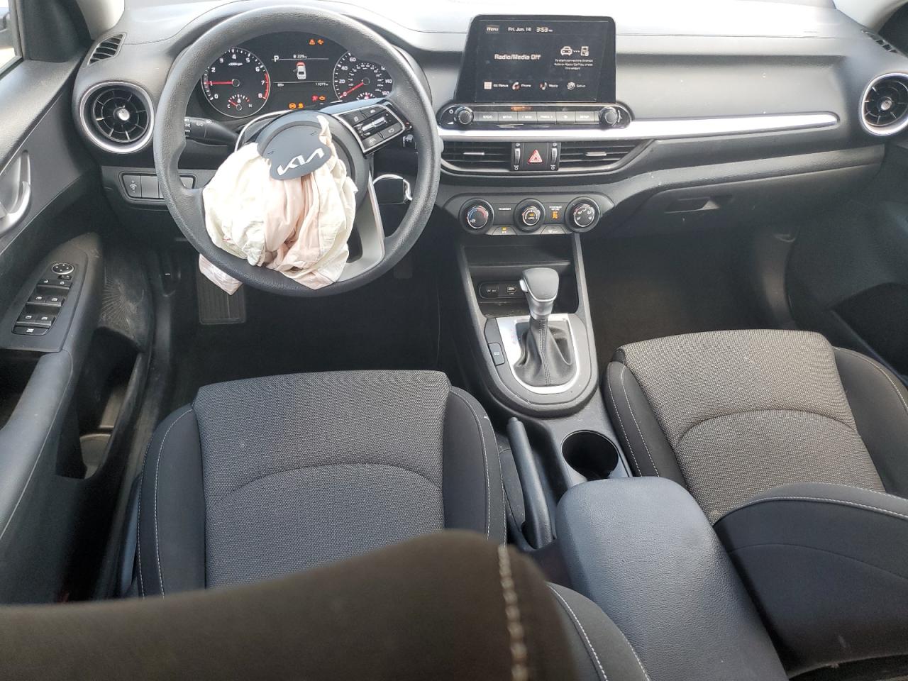 2023 KIA FORTE LX VIN:3KPF24AD7PE623436