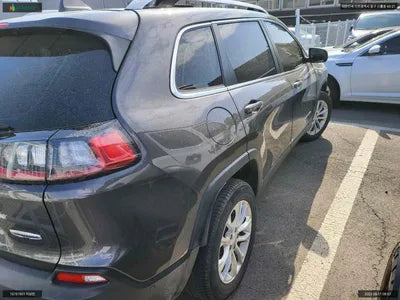 2019 Jeep Cherokee 1C4PJMCB0KD443051 VIN:1C4PJMCB0KD443051