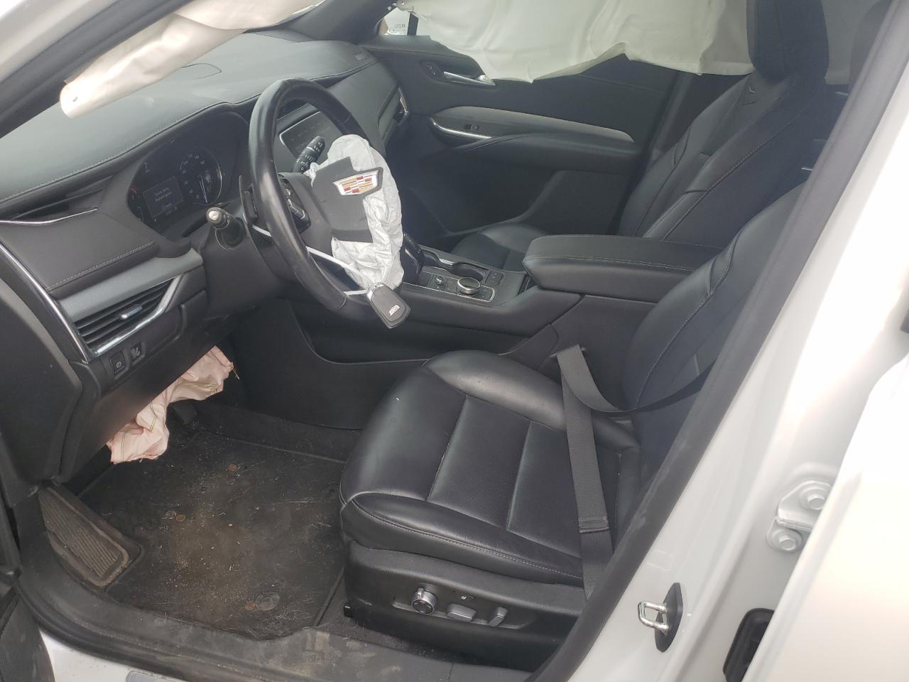 2023 CADILLAC XT4 PREMIUM LUXURY VIN:1GYFZDR46PF104426