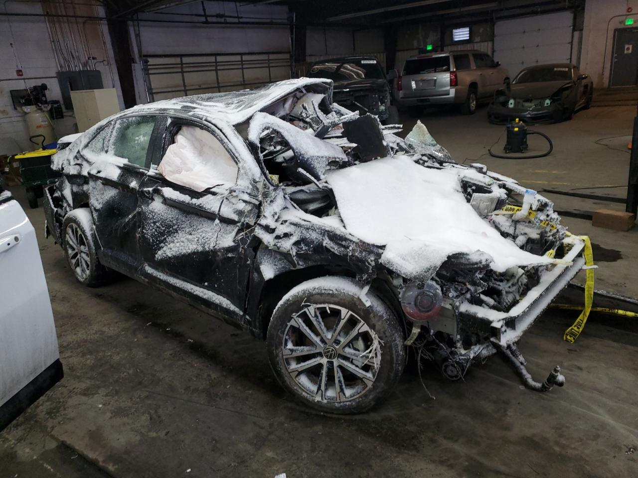 2024 VOLKSWAGEN JETTA SPORT VIN:3VWBM7BU8RM053669