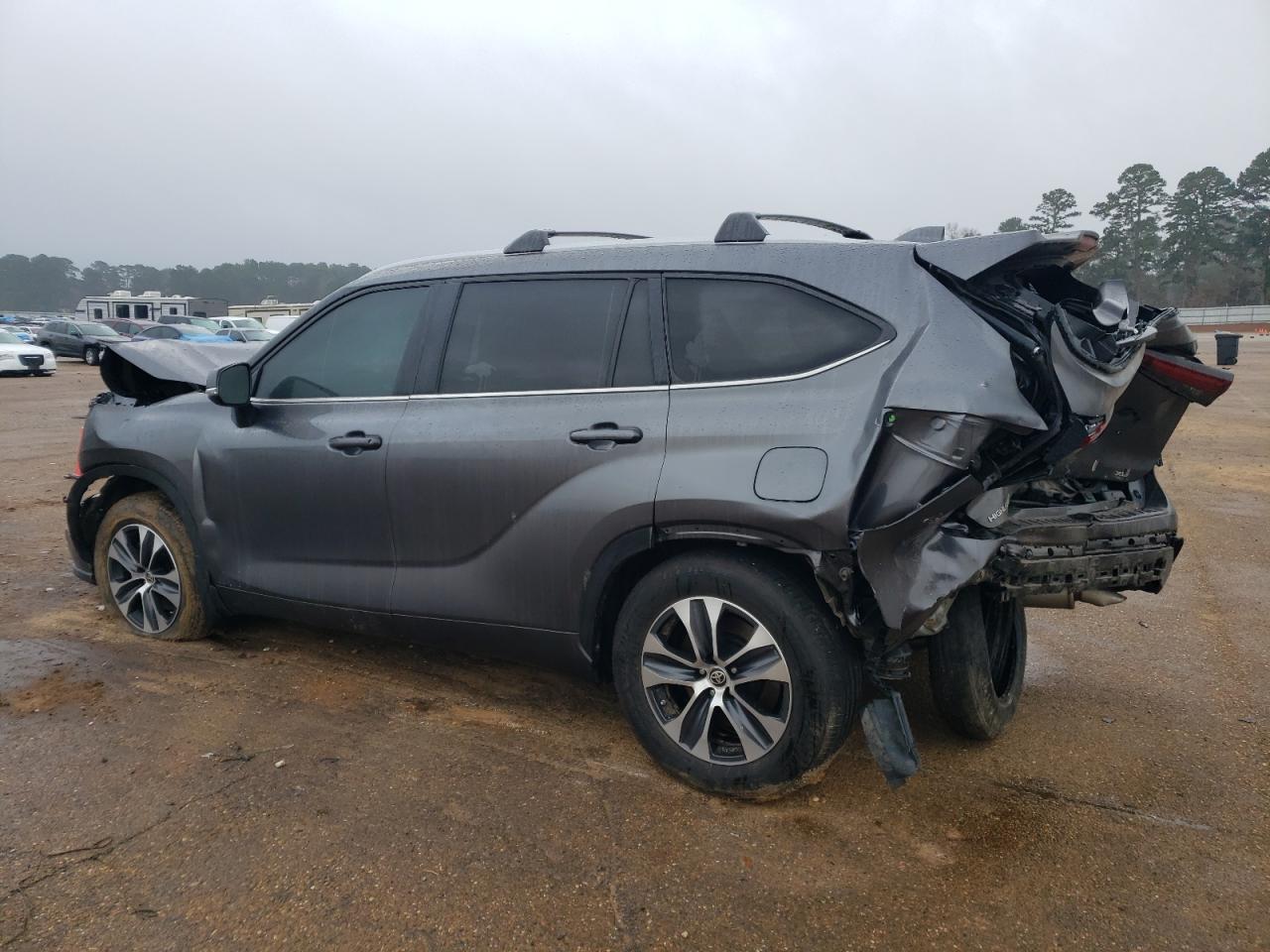 2024 TOYOTA HIGHLANDER LE VIN:5TDKDRAH6RS052135