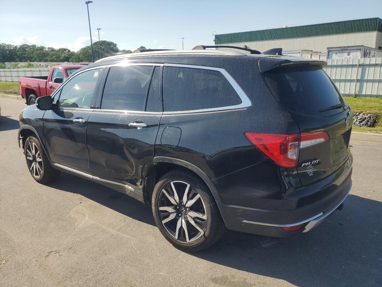 2022 HONDA PILOT TOURING VIN:5FNYF6H98NB002837