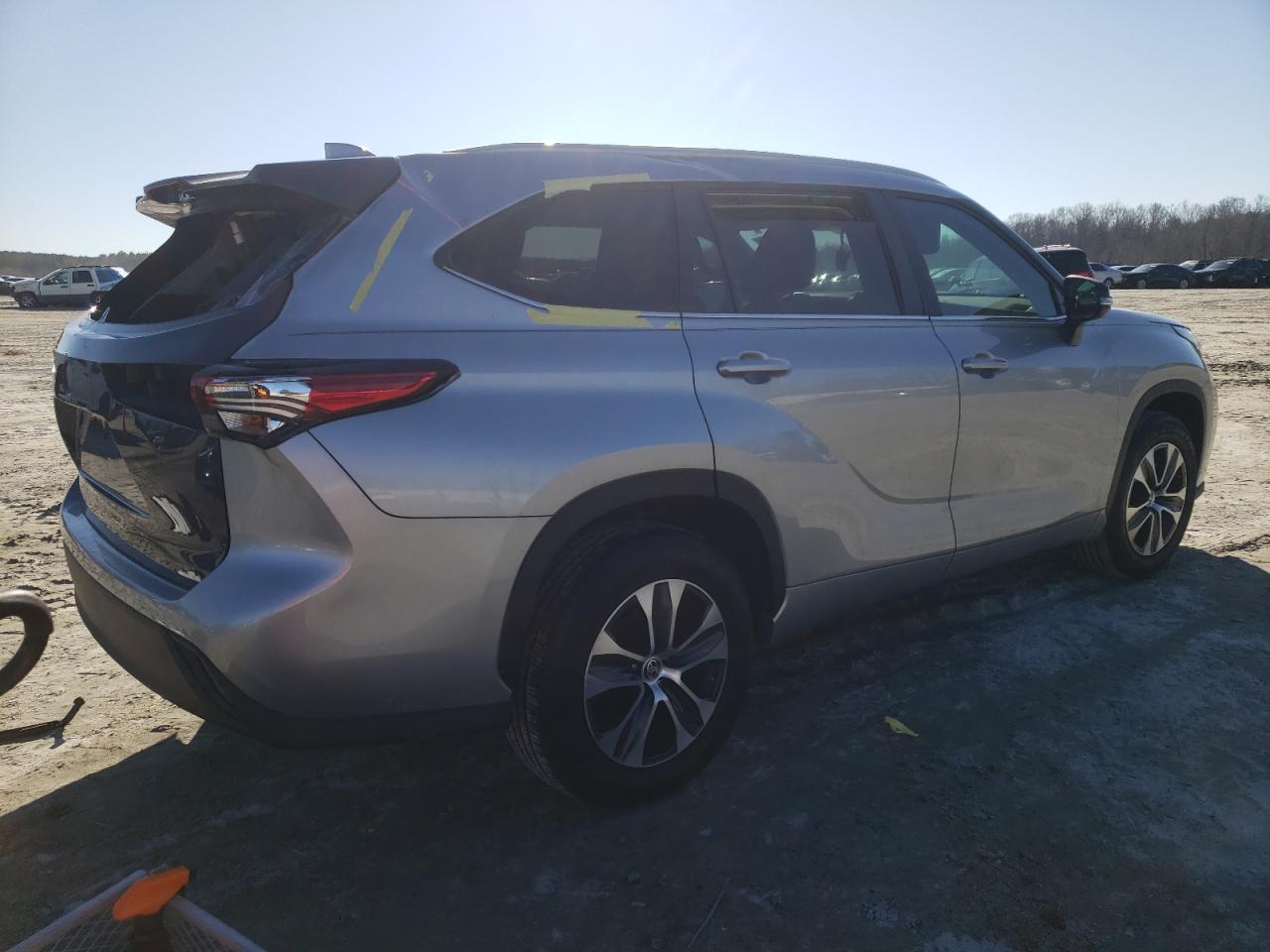 2023 TOYOTA HIGHLANDER HYBRID XLE VIN:5TDKARAH0PS527915