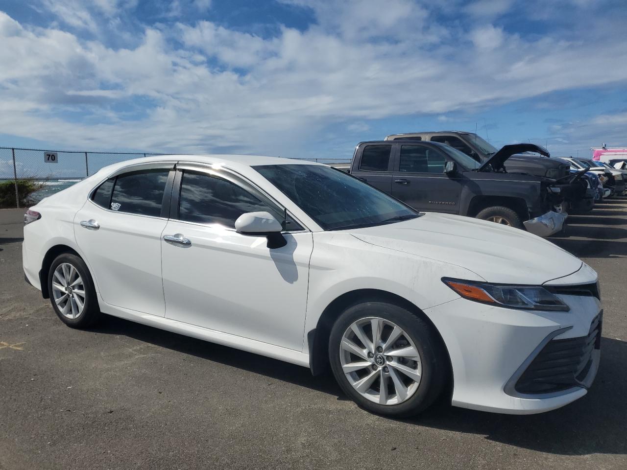 2022 TOYOTA CAMRY LE VIN:4T1C11AK2NU636754